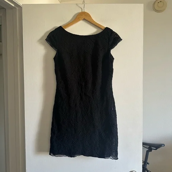Lilly Pulitzer Black Lace Overlay Jeanette Mini Dress size 2 EUC - Picture 5 of 11